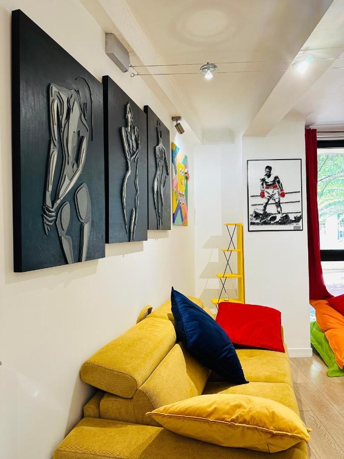Pop Appart Appartement Artiste Configure En Galerie Dart A 200 M Du Centre Ville Avec Parking Prive Et Securise Gratuit Dans Copropriete أفينيون المظهر الخارجي الصورة