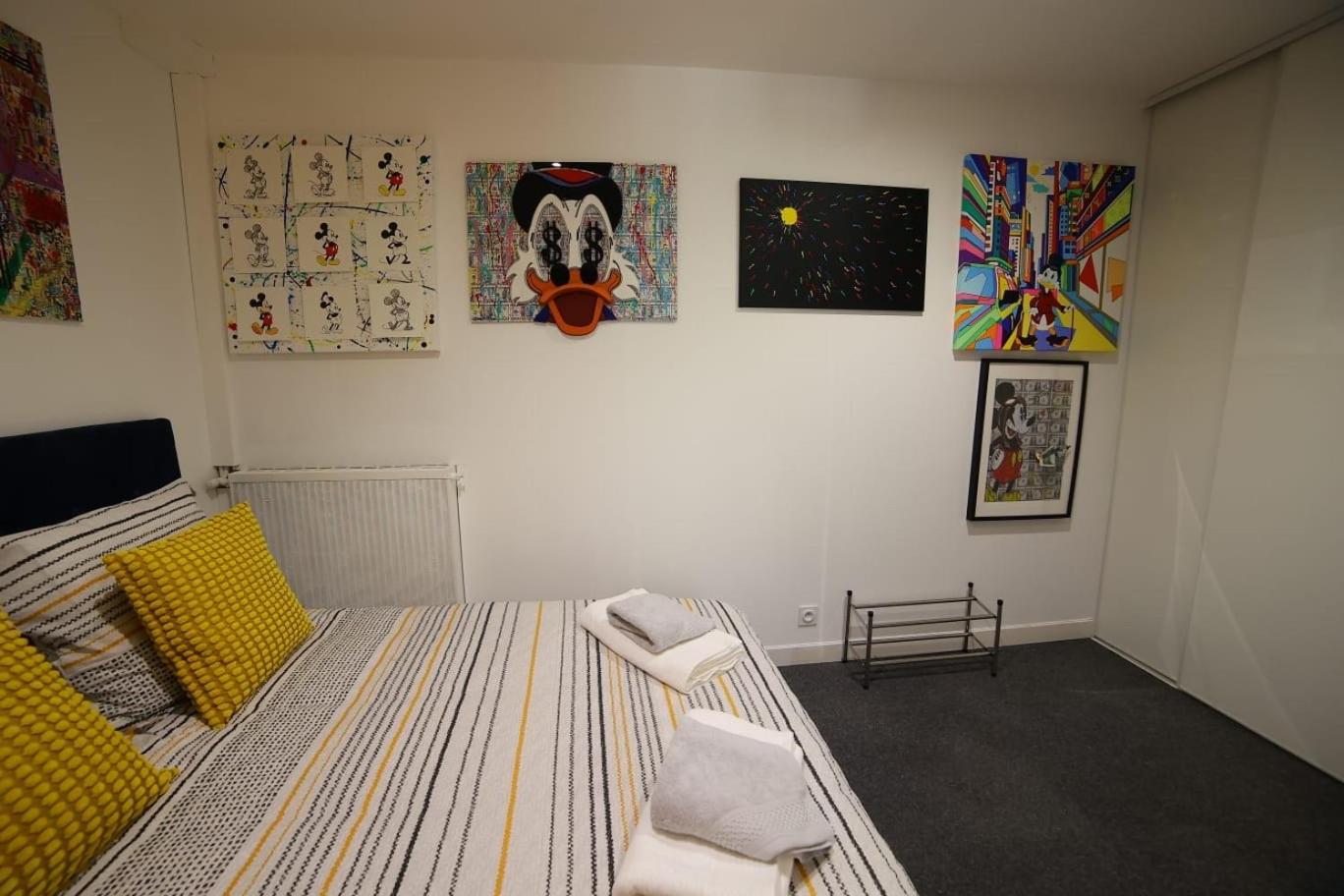 Pop Appart Appartement Artiste Configure En Galerie Dart A 200 M Du Centre Ville Avec Parking Prive Et Securise Gratuit Dans Copropriete أفينيون المظهر الخارجي الصورة